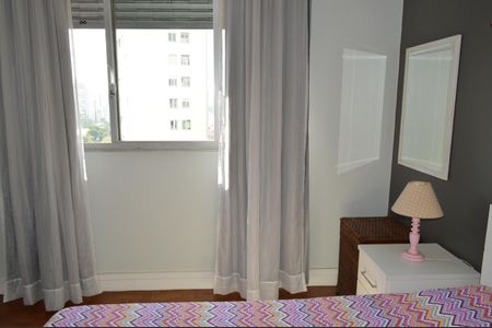 Apartamento para alugar com 104m², 3 quartos e 1 vagaQuarto