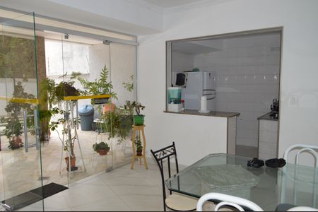 Apartamento para alugar com 104m², 3 quartos e 1 vagaÁrea comum - Salão de festas