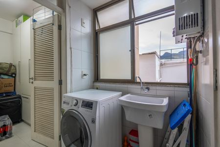 Apartamento à venda com 100m², 3 quartos e 2 vagas Apartamento à venda com 100m², 3 quartos e 2 vagasÁrea de Serviço