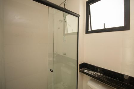 Banheiro 1 de apartamento para alugar com 3 quartos, 70m² em Vila Constança, São Paulo
