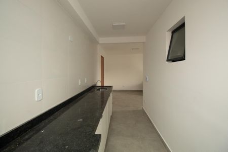 Cozinha e Área de Serviço de apartamento para alugar com 3 quartos, 70m² em Vila Constança, São Paulo