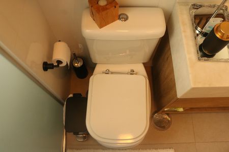 Apartamento à venda com 83m², 3 quartos e 2 vagasBanheiro da Suíte