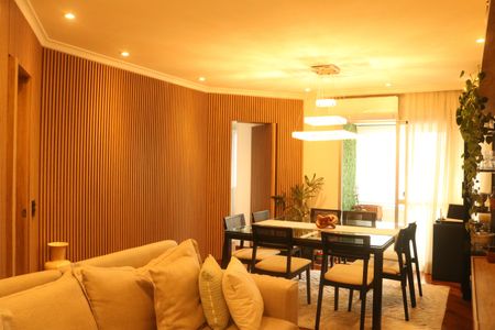 Apartamento à venda com 83m², 3 quartos e 2 vagasSala