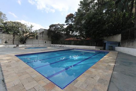 Apartamento à venda com 60m², 2 quartos e 1 vagaÁrea comum - Piscina