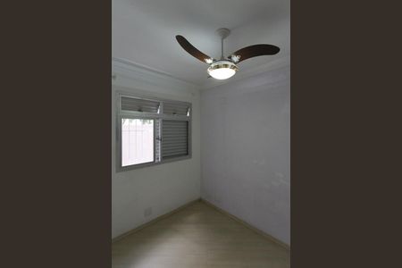 Apartamento à venda com 60m², 2 quartos e 1 vagaQuarto 02