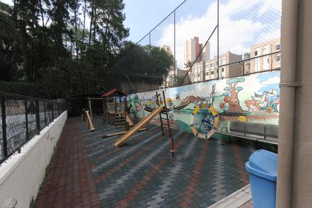 Apartamento à venda com 60m², 2 quartos e 1 vagaÁrea comum - Playground