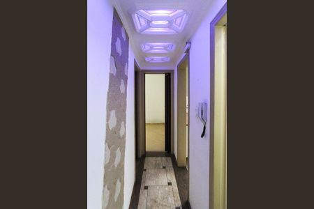 Apartamento à venda com 60m², 2 quartos e 1 vagaCorredor