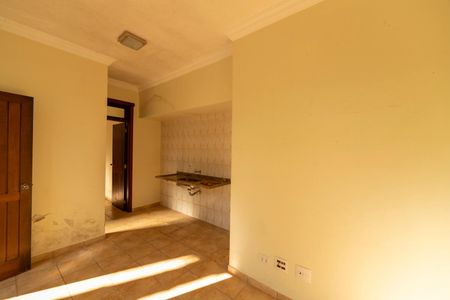 Casa de condomínio para alugar com 750m², 6 quartos e 4 vagas