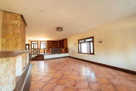 Casa de condomínio para alugar com 750m², 6 quartos e 4 vagas Casa de condomínio para alugar com 750m², 6 quartos e 4 vagasSala