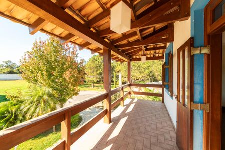 Casa de condomínio para alugar com 750m², 6 quartos e 4 vagas Casa de condomínio para alugar com 750m², 6 quartos e 4 vagasvaranda/Suíte 1