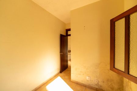 Casa de condomínio para alugar com 750m², 6 quartos e 4 vagas