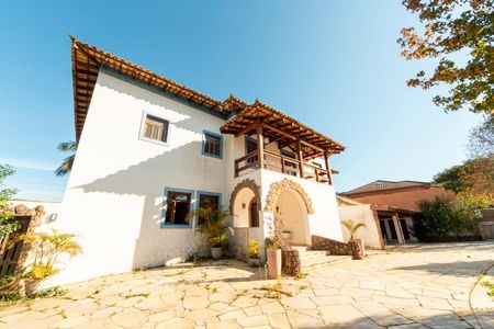 Casa de condomínio para alugar com 750m², 6 quartos e 4 vagas Casa de condomínio para alugar com 750m², 6 quartos e 4 vagasÁrea comum