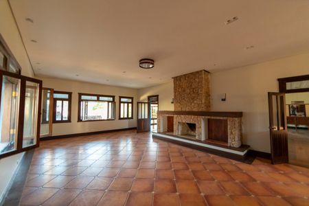 Casa de condomínio para alugar com 750m², 6 quartos e 4 vagas Casa de condomínio para alugar com 750m², 6 quartos e 4 vagasSala