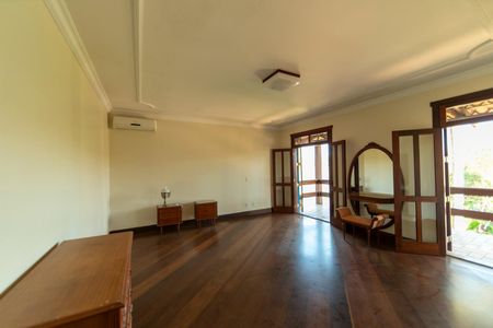 Casa de condomínio para alugar com 750m², 6 quartos e 4 vagas Casa de condomínio para alugar com 750m², 6 quartos e 4 vagasSuíte 1