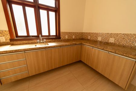 Casa de condomínio para alugar com 750m², 6 quartos e 4 vagas Casa de condomínio para alugar com 750m², 6 quartos e 4 vagasCozinha