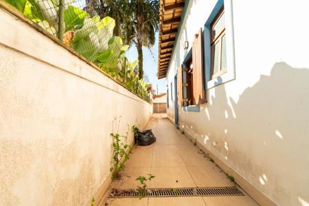 Casa de condomínio para alugar com 750m², 6 quartos e 4 vagas