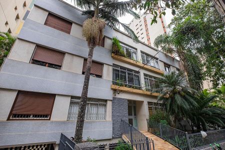 Apartamento à venda com 126m², 3 quartos e 1 vaga Apartamento à venda com 126m², 3 quartos e 1 vagaFachada