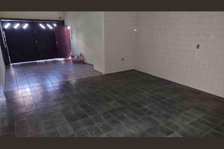 Casa à venda com 180m², 3 quartos e 2 vagas