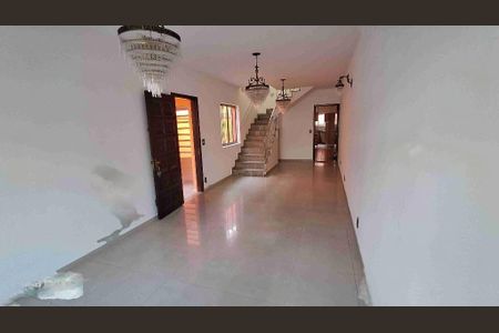 Casa à venda com 180m², 3 quartos e 2 vagas