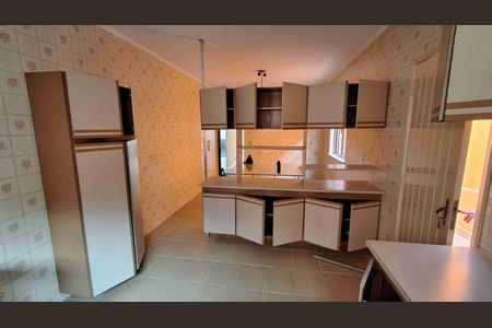 Casa à venda com 180m², 3 quartos e 2 vagas