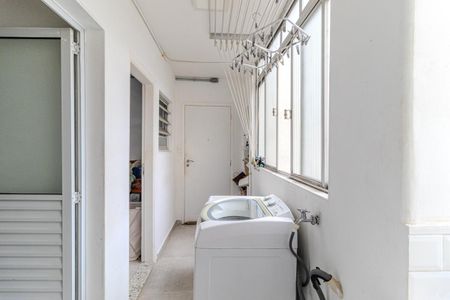 Apartamento à venda com 120m², 3 quartos e 1 vagaÁrea de Serviço
