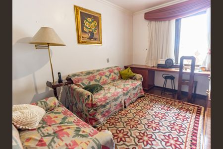 Apartamento à venda com 125m², 4 quartos e 2 vagasQuarto 2