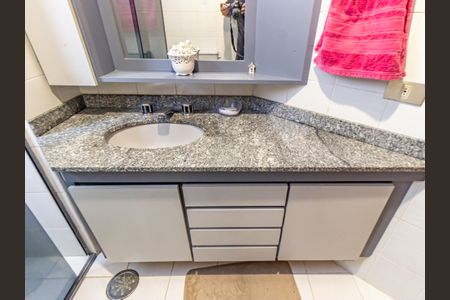 Apartamento à venda com 125m², 4 quartos e 2 vagasBanheiro