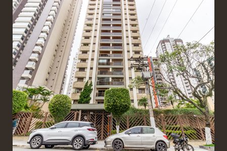 Apartamento à venda com 125m², 4 quartos e 2 vagasFachada