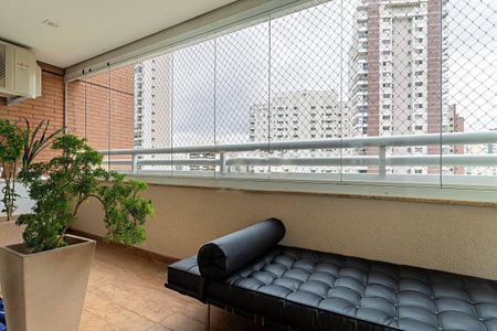 Apartamento à venda com 235m², 3 quartos e 4 vagasFoto 09