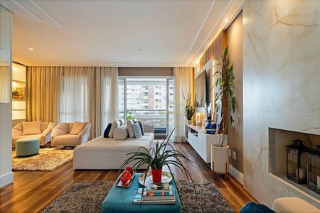 Apartamento à venda com 235m², 3 quartos e 4 vagasFoto 01