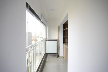 Studio para alugar com 40m², 1 quarto e sem vaga Studio para alugar com 40m², 1 quarto e sem vagaVaranda