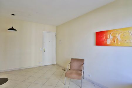 Apartamento à venda com 60m², 2 quartos e 1 vagaSala