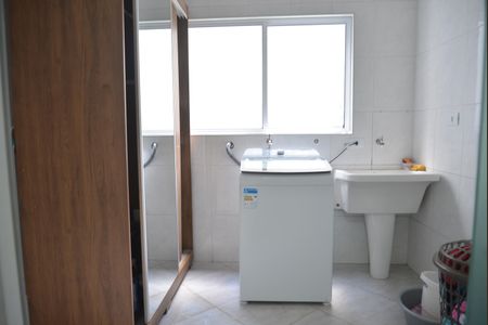 Casa para alugar com 260m², 3 quartos e 5 vagasÁrea de Serviço
