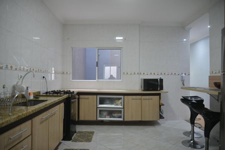 Casa para alugar com 260m², 3 quartos e 5 vagasCozinha