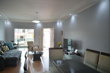 Casa para alugar com 260m², 3 quartos e 5 vagasSala