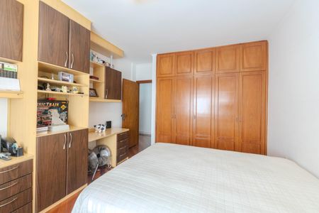 Apartamento à venda com 186m², 3 quartos e 2 vagasQuarto