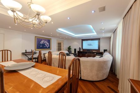 Apartamento à venda com 186m², 3 quartos e 2 vagasSala