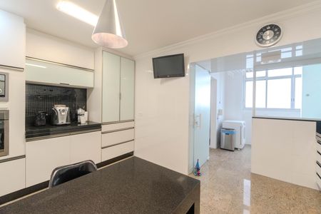 Apartamento à venda com 186m², 3 quartos e 2 vagasCozinha