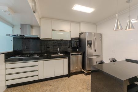 Apartamento à venda com 186m², 3 quartos e 2 vagasCozinha