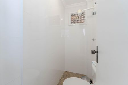 Apartamento à venda com 186m², 3 quartos e 2 vagasBanheiro de serviço