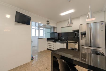 Apartamento à venda com 186m², 3 quartos e 2 vagasCozinha