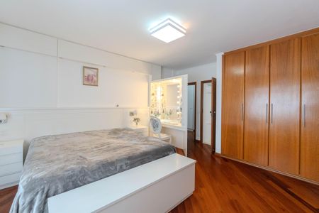 Apartamento à venda com 186m², 3 quartos e 2 vagasSuíte master