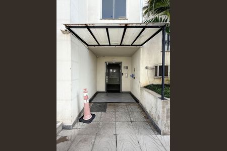 Apartamento para alugar com 42m², 2 quartos e 1 vagaEntrada do bloco