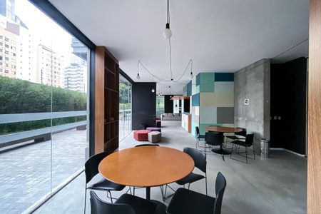 Apartamento à venda com 74m², 1 quarto e 1 vagaÁrea comum - Salão de Festas