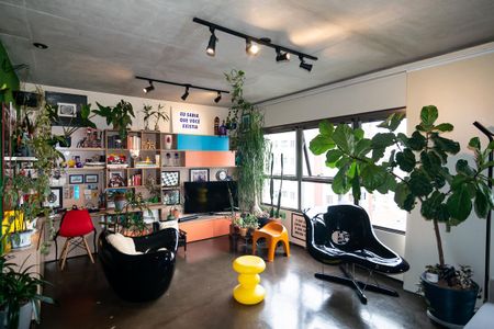 Apartamento à venda com 74m², 1 quarto e 1 vagaSala