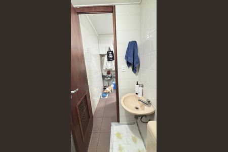 Apartamento à venda com 107m², 3 quartos e 2 vagasBanheiro de Serviço