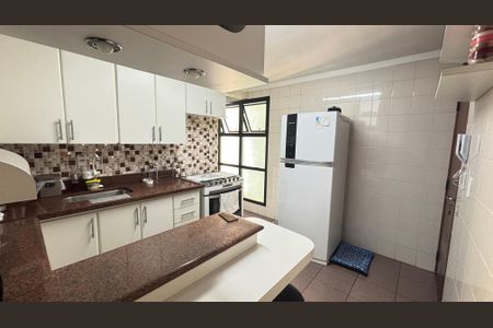 Apartamento à venda com 107m², 3 quartos e 2 vagasCozinha