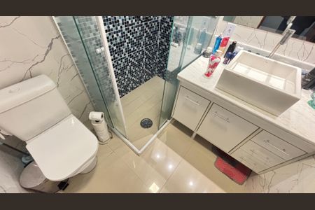 Apartamento à venda com 107m², 3 quartos e 2 vagasBanheiro