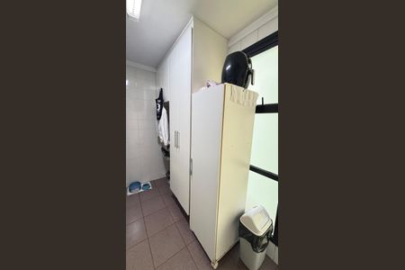 Apartamento à venda com 107m², 3 quartos e 2 vagasÁrea de Serviço