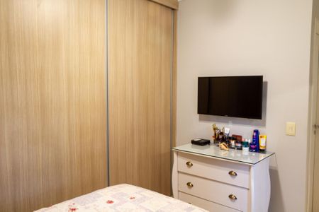 Apartamento à venda com 77m², 3 quartos e 1 vaga Apartamento à venda com 77m², 3 quartos e 1 vagaSuíte